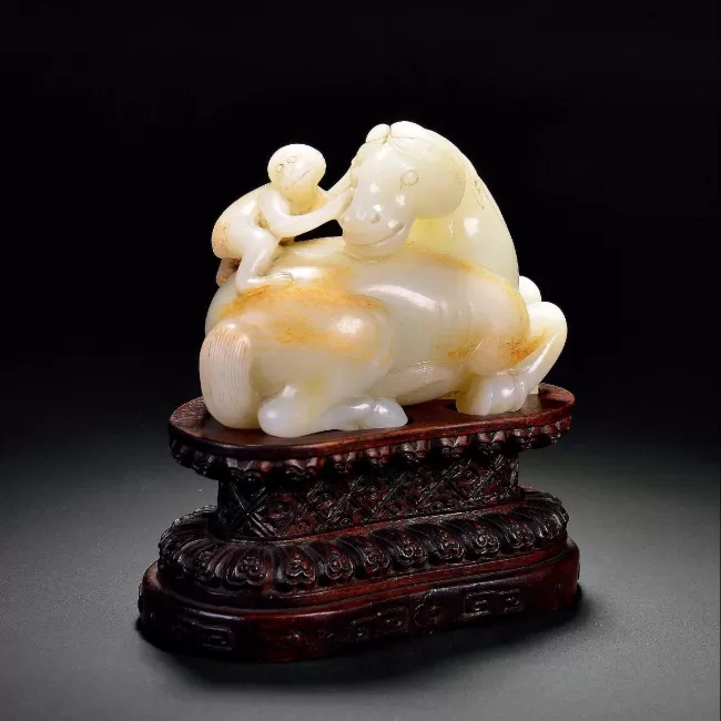 白玉马上封侯摆件