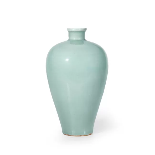  龙泉窑青釉梅瓶