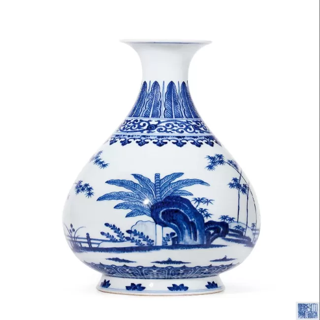 青花竹石芭蕉纹玉壶春瓶